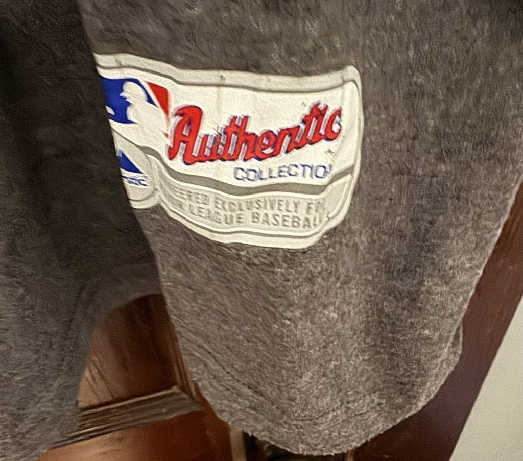 Majestic Cincinnati Reds Majestic S/S T-Shirt Gray Men’s Size XL Size US XL / EU 56 / 4 - 3 Thumbnail