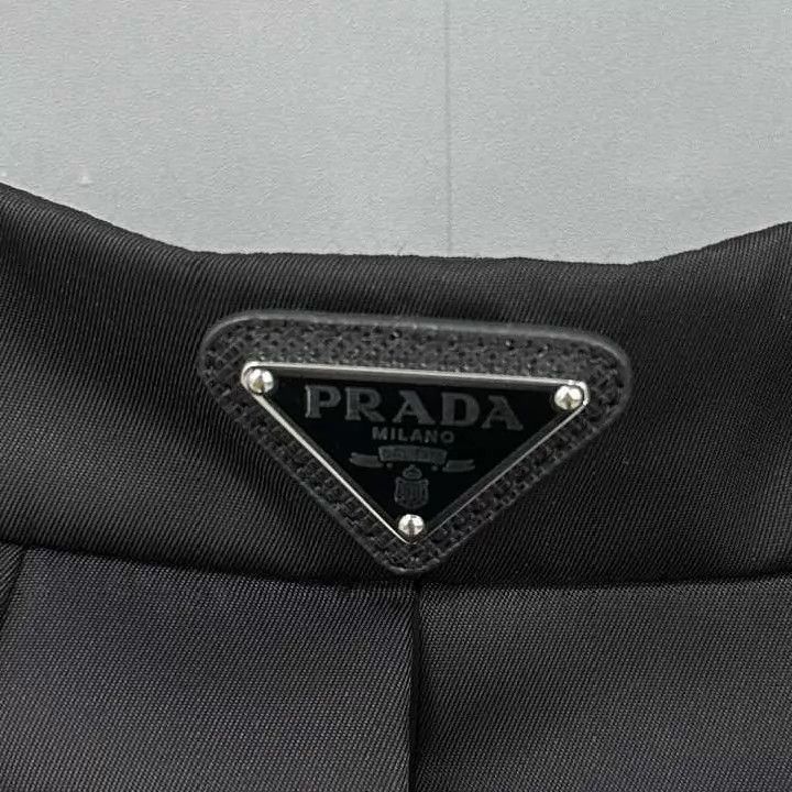 Prada PRADA Triangle Logo Nylon Pleated Skirt 36 Size 25" / US 0 / IT 36 - 6 Thumbnail