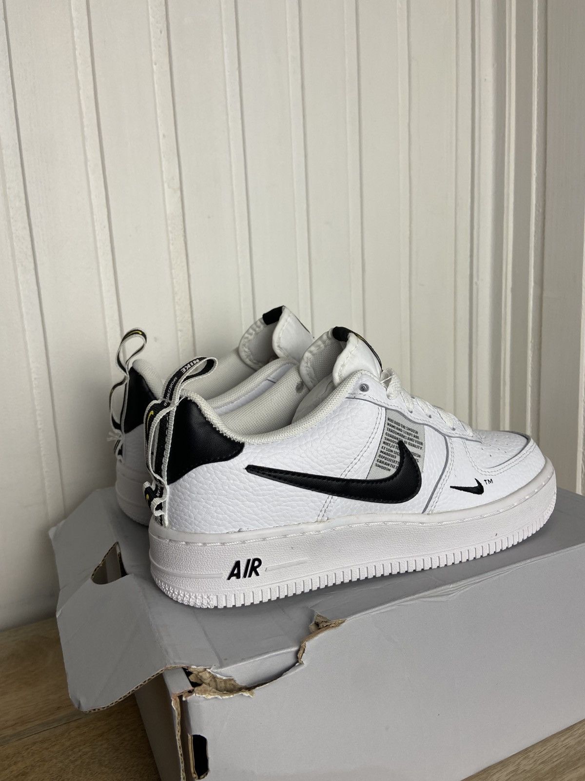 Nike New Nike Air Force 1 Low Utility Size 36,5EU Size US 5.5 / IT 35.5 - 5 Thumbnail