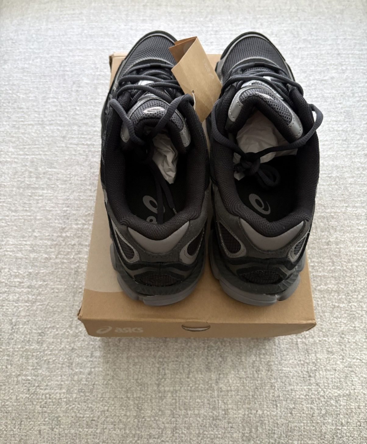 Asics ASICS Gel NYC “Graphite Grey Black” Size US 9.5 / EU 42-43 - 3 Thumbnail
