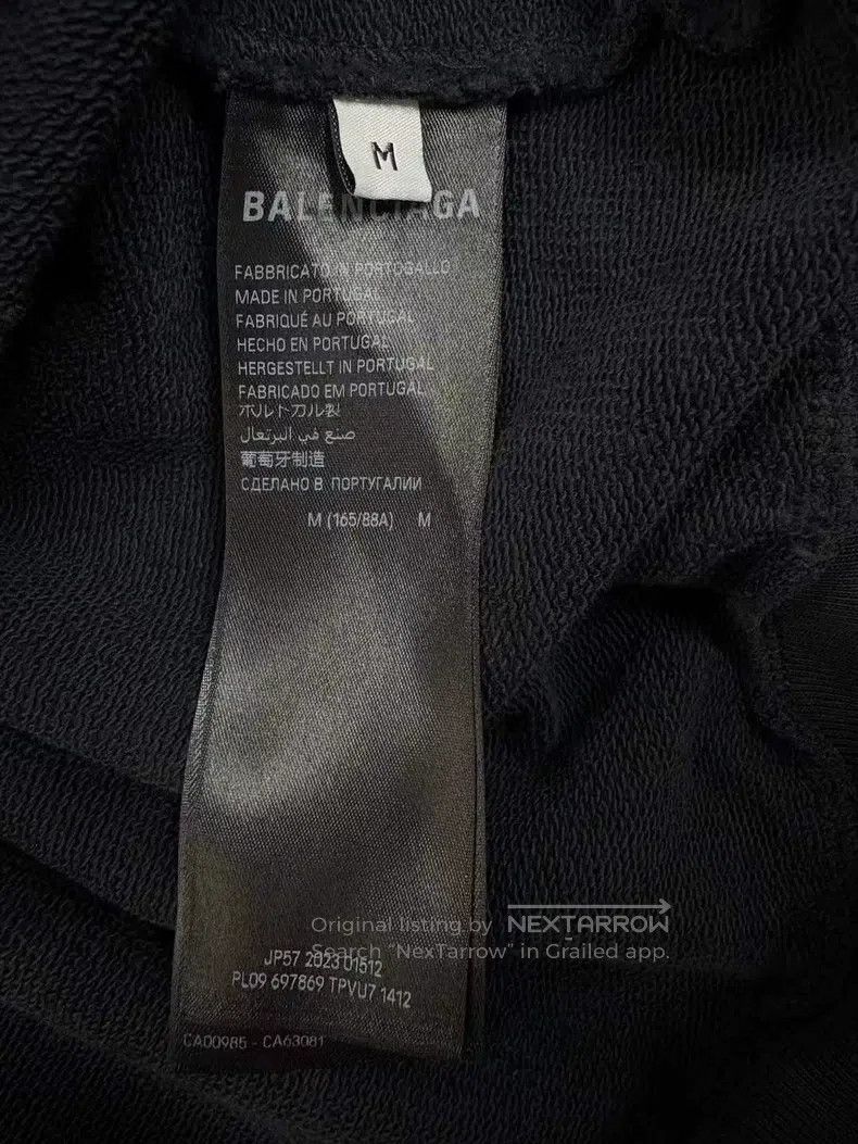 Balenciaga Balenciaga Waves distressed letter logo sweater size M Size US M / EU 48-50 / 2 - 6 Thumbnail