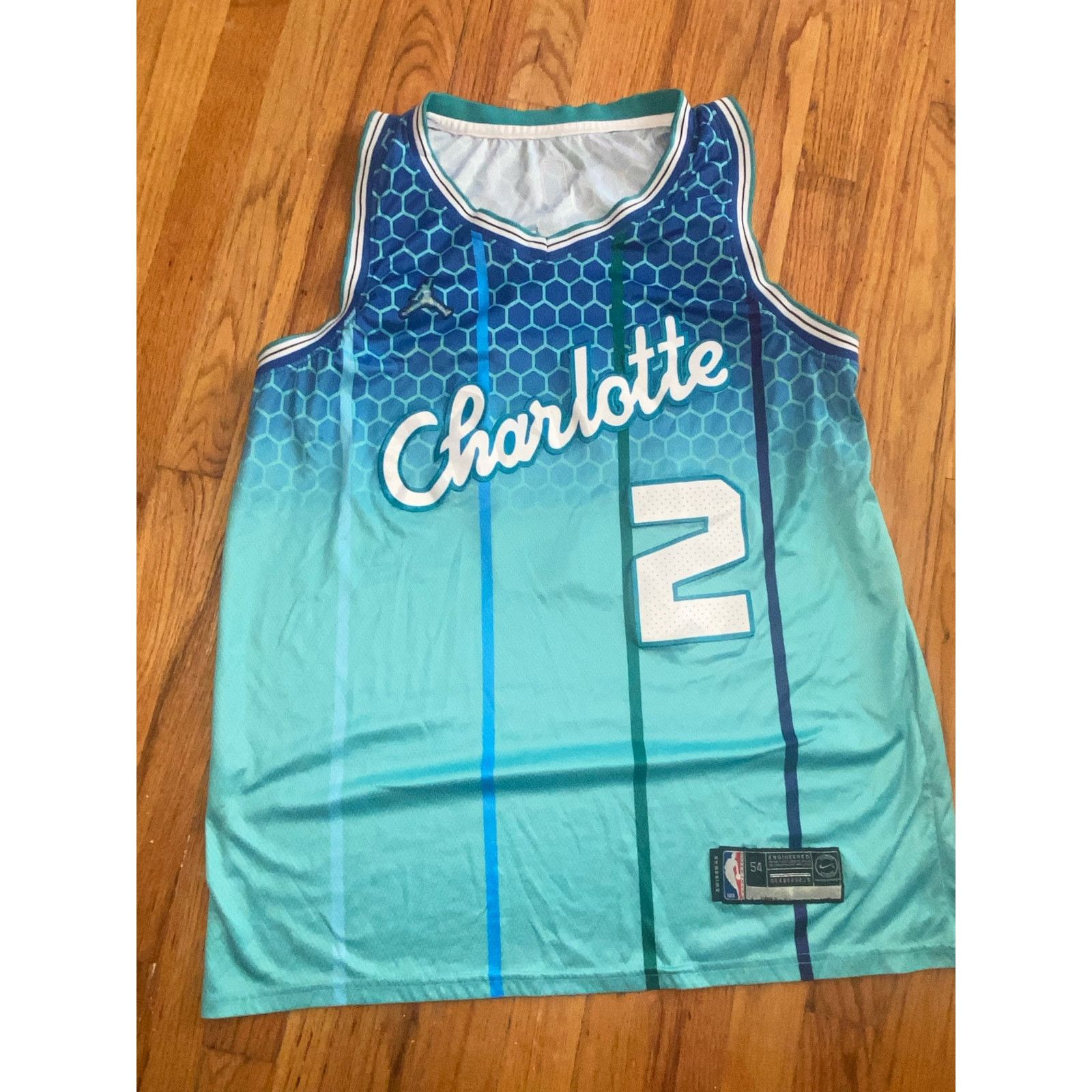 NBA × Nike Lemelo Ball Hornets City Edition Jersey XL Size US XL / EU 56 / 4 - 1 Thumbnail