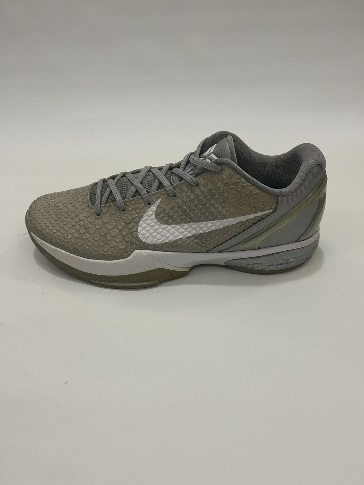 Nike Nike Kobe VI “Metallic Silver” Size US 12 / EU 45 - 3 Thumbnail