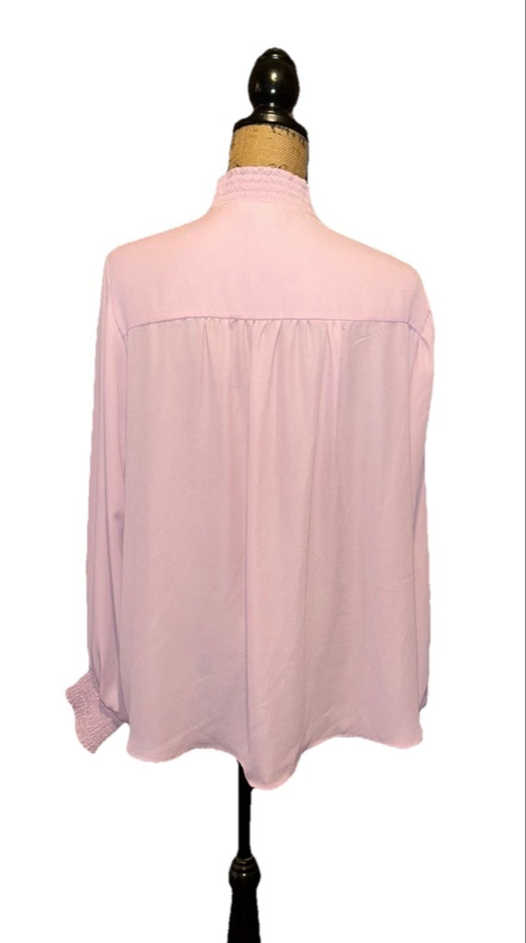Torrid Torrid Georgette Smocked Collar Long Sleeve Blouse 2 (2XL) Size XXL / US 16-18 / IT 52-54 - 4 Thumbnail