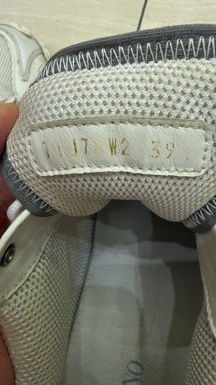 Valentino Valentino White Leather And Fabric Climbers Sneakers Size 39 Size US 8 / IT 38 - 4 Thumbnail