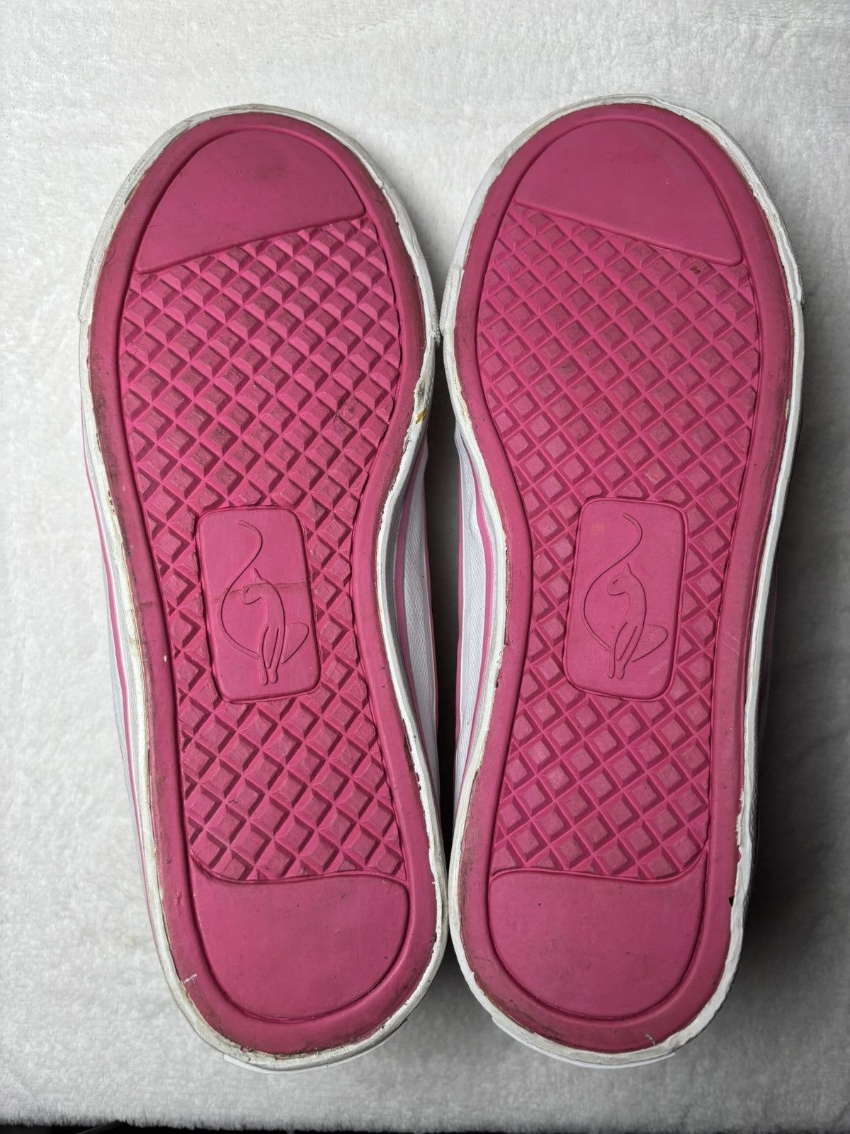 Other Baby Phat Y2K “Poppin Cat” Sneakers - BNWB US6 Size US 6 / IT 36 - 8 Thumbnail