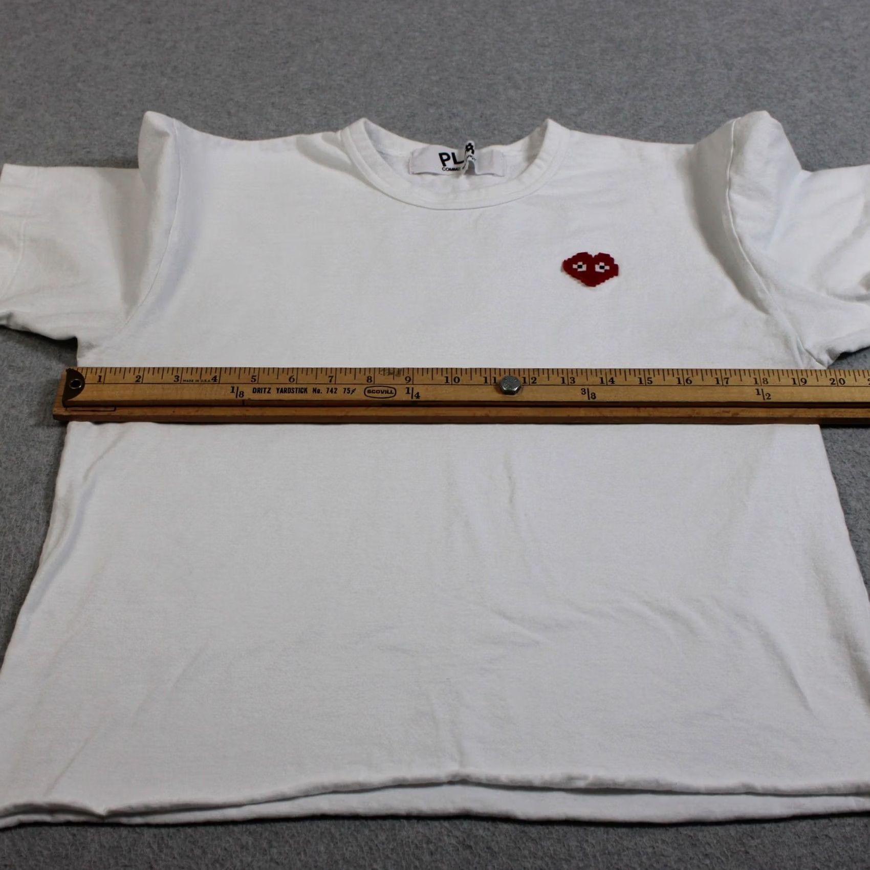 Vintage VINTAGE? No — Play Comme Des Garçons Shirt Womens XL White Heart Logo Streetwear Made Japan Shirt Womens XL White Heart Logo Size XL / US 12-14 / IT 48-50 - 7 Thumbnail