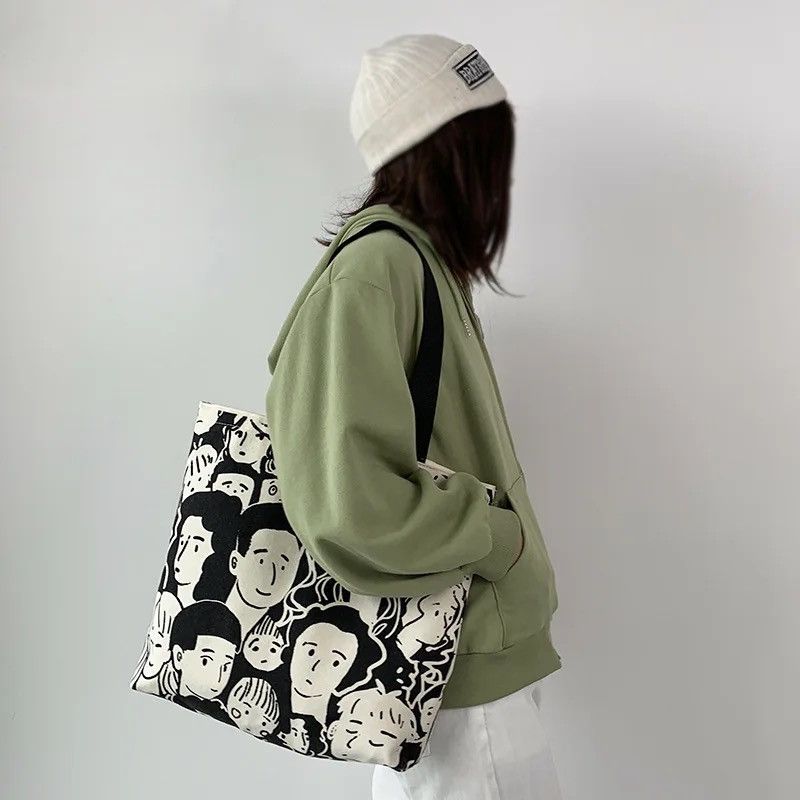 Japanese Brand Fashion y2k unisex cartoon portrait canvas tote bag Size ONE SIZE - 7 Thumbnail