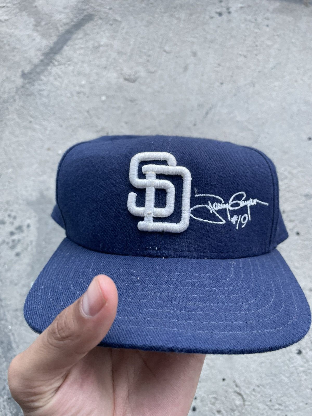 Vintage Vintage San Diego Padres Hat New Era Genuine Tony Gwynn #19 Size ONE SIZE - 1 Thumbnail