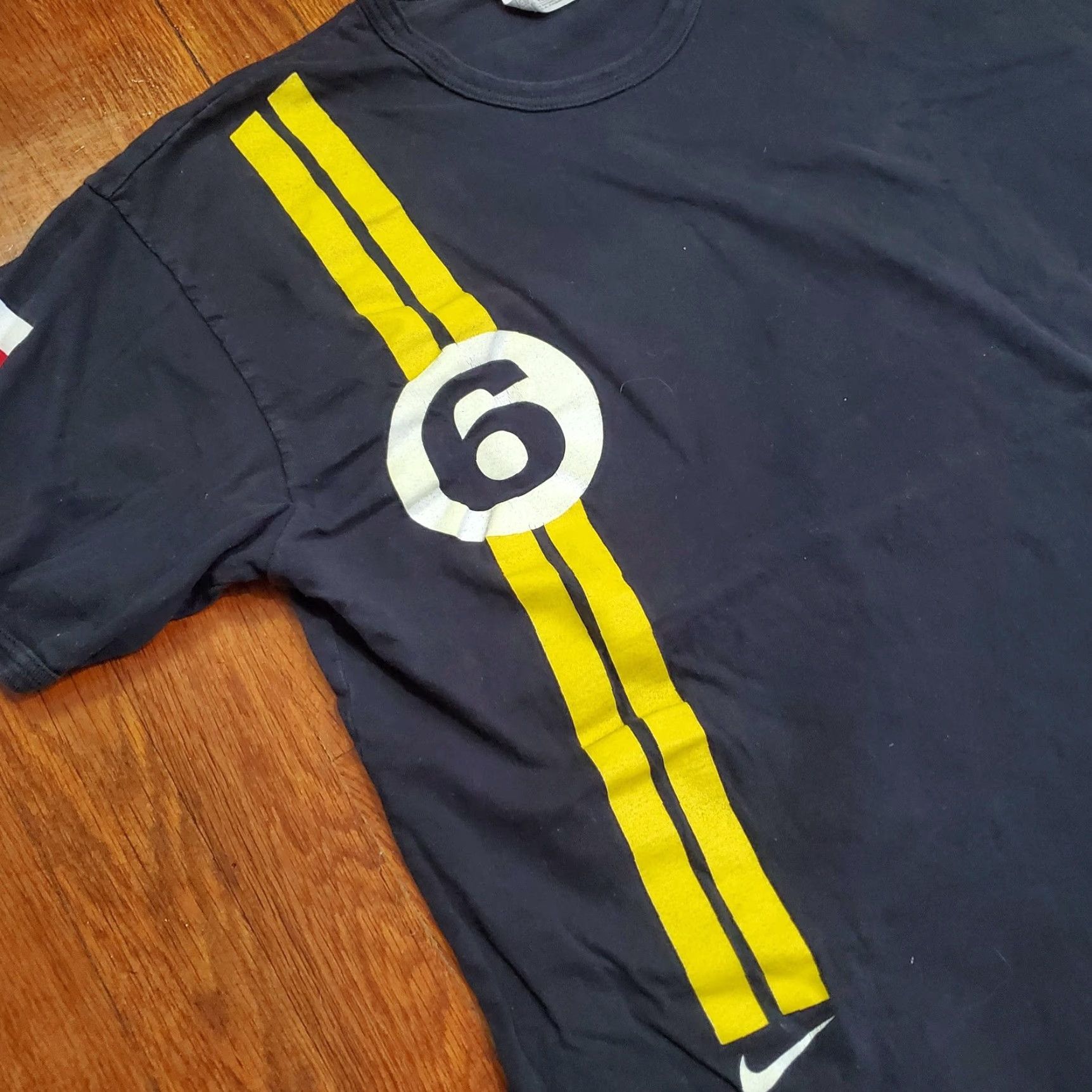 Nike Nike Shirt Mens XL Black Racing Stripe 6 Graphic Tee Short Sleeve Size US XL / EU 56 / 4 - 2 Thumbnail