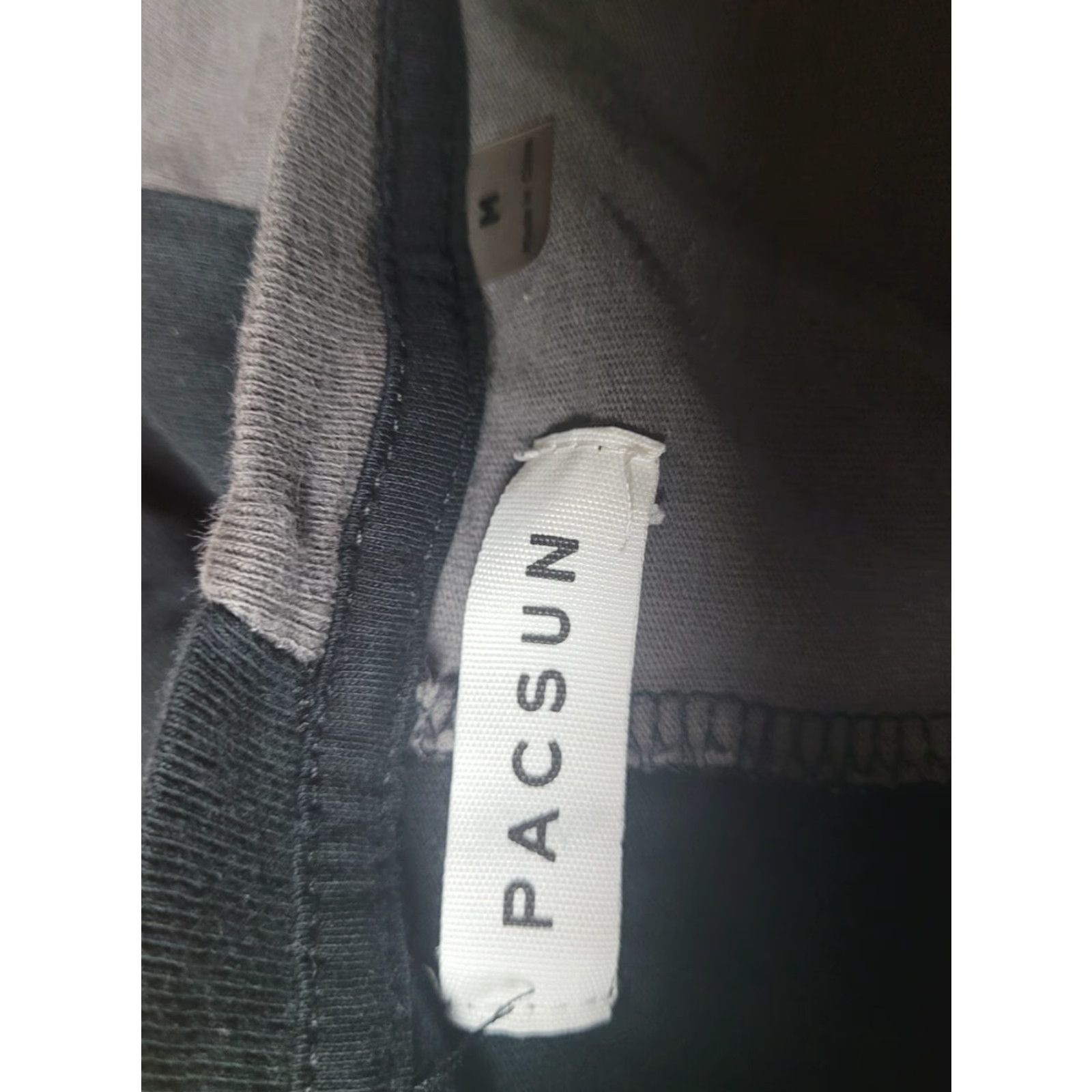 Pacsun PacSun PacSun Pacific Sunwear LA Beach Colorblock Surf T Shirt Medium Gray 100% Cotton Mens Short Sleeve Crew Neck California Shirts T-Shirt Size US M / EU 48-50 / 2 - 3 Thumbnail