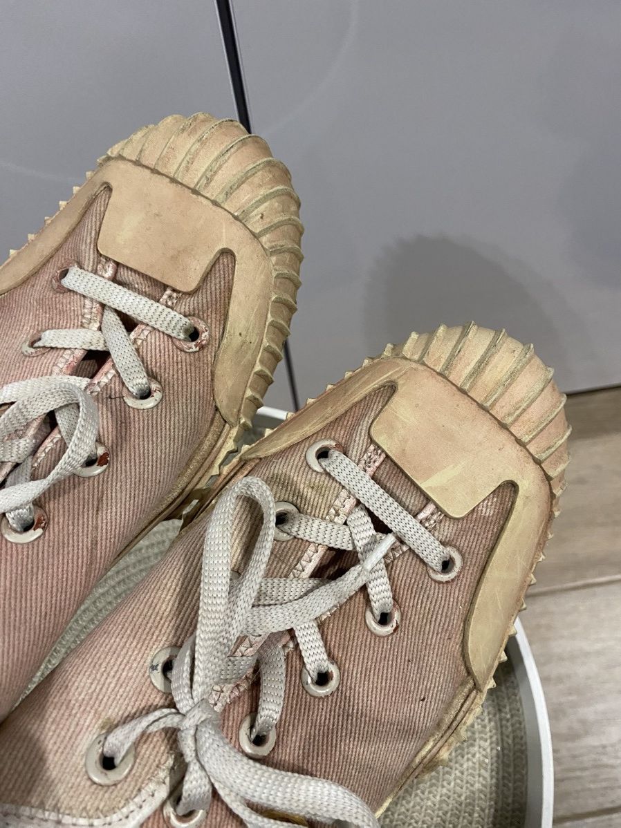 Acne Studios Acne Studios Dirty Pink Canvas Keds Sneakers Size: 44 Size US 11 / EU 44 - 8 Thumbnail