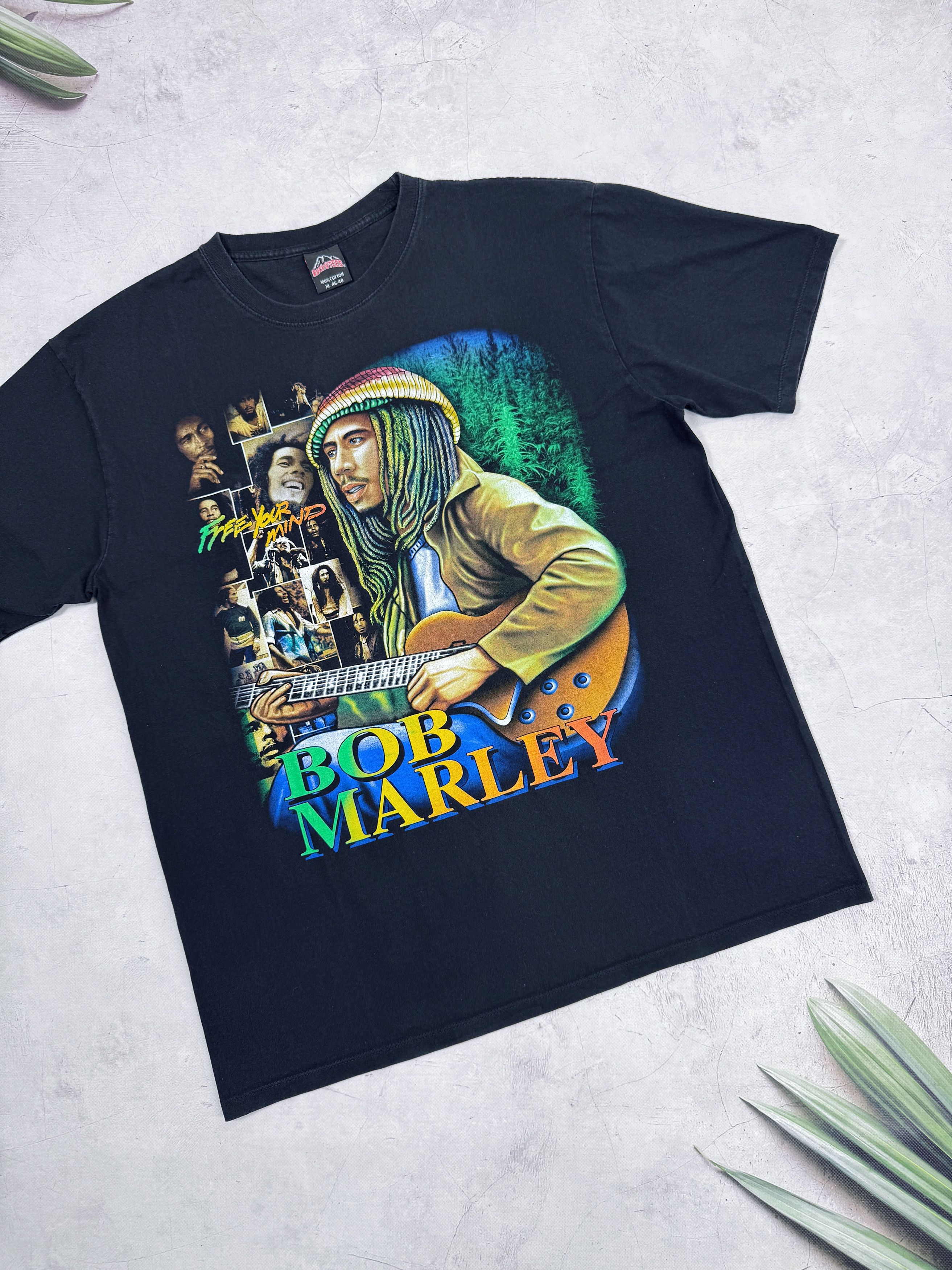 Vintage Bob Marley T-Shirt Free Your Mind Size US L / EU 52-54 / 3 - 4 Thumbnail