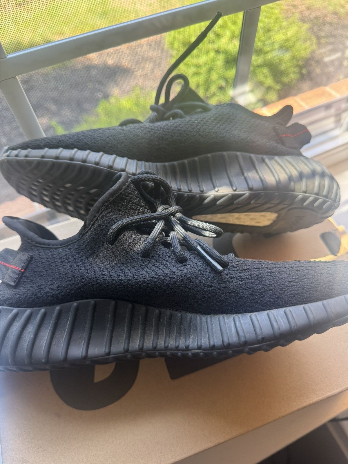 Yeezy Yeezy Boost 350 Breds Size US 9 / EU 42 - 4 Thumbnail