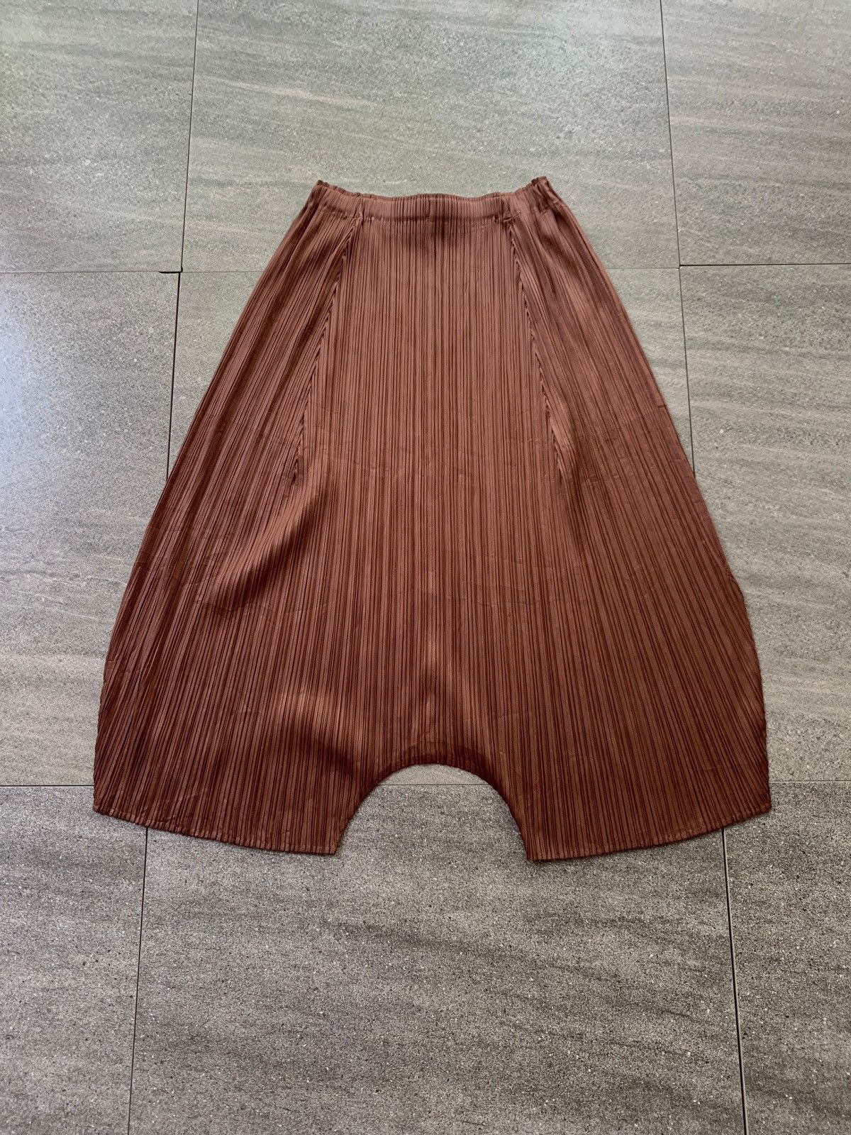 Pleats Please Issey Miyake FREE TAX! Pleats Please Baggy Drop Crotch Pants Size US 27 - 3 Thumbnail