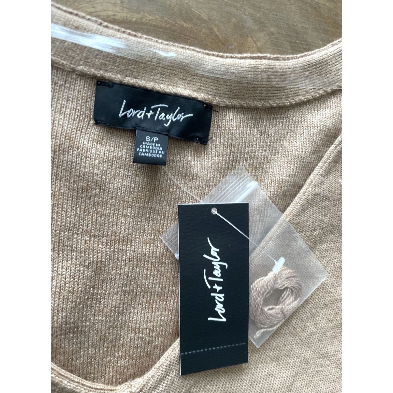 Lord & Taylor Lord & Taylor Sweater Womens Small Wrap Long Sleeve Wool Blend V-Neck Brown Fleece Knit Size S / US 4 / IT 40 - 3 Thumbnail