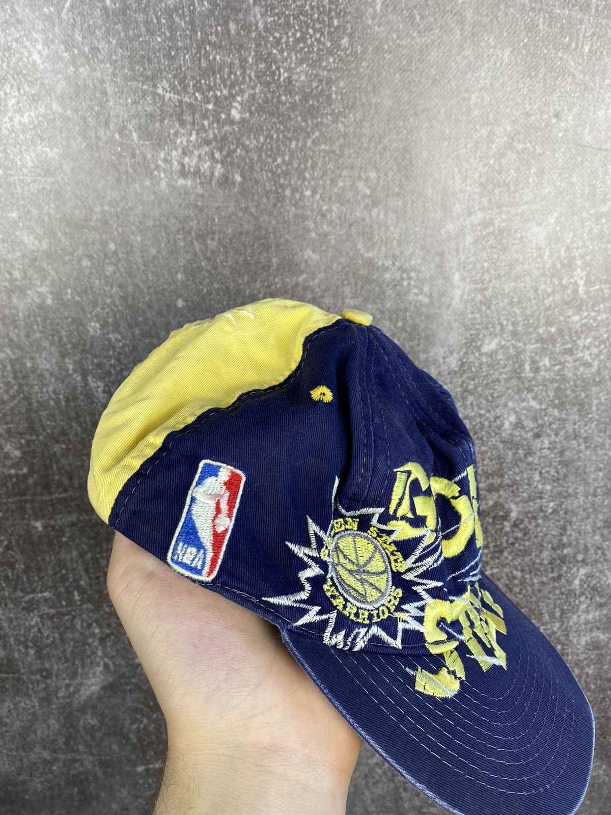 NBA × Vintage NOS 90s vintage NBA Golden State Warriors snapback cap DS Size ONE SIZE - 4 Thumbnail