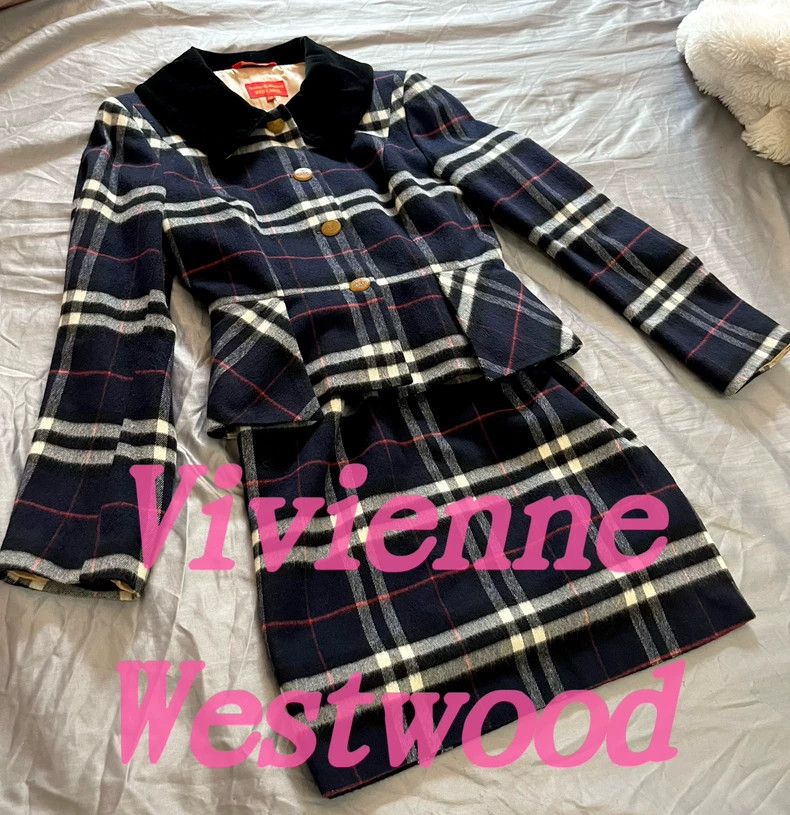 Vivienne Westwood Vivienne Westwood size42 A velvet suit and skirt Size S / US 4 / IT 40 - 1 Thumbnail