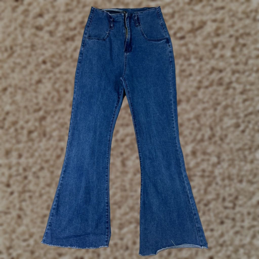 Shein SHEIN Jeans Shirt Womens Small Blue Denim Flared High Rise 27 Inseam 5-Pocket Polyester Blend Size 28" / US 6 / IT 42 - 1 Thumbnail