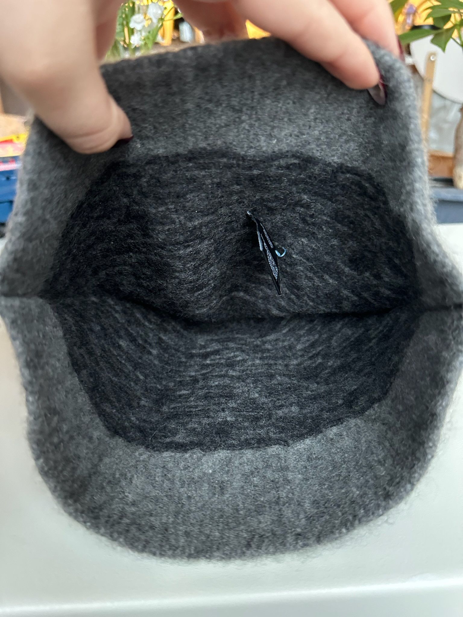 Gucci Authentic Gucci Beanie Diamond Pattern Cashmere Gray Hat Size ONE SIZE - 3 Thumbnail
