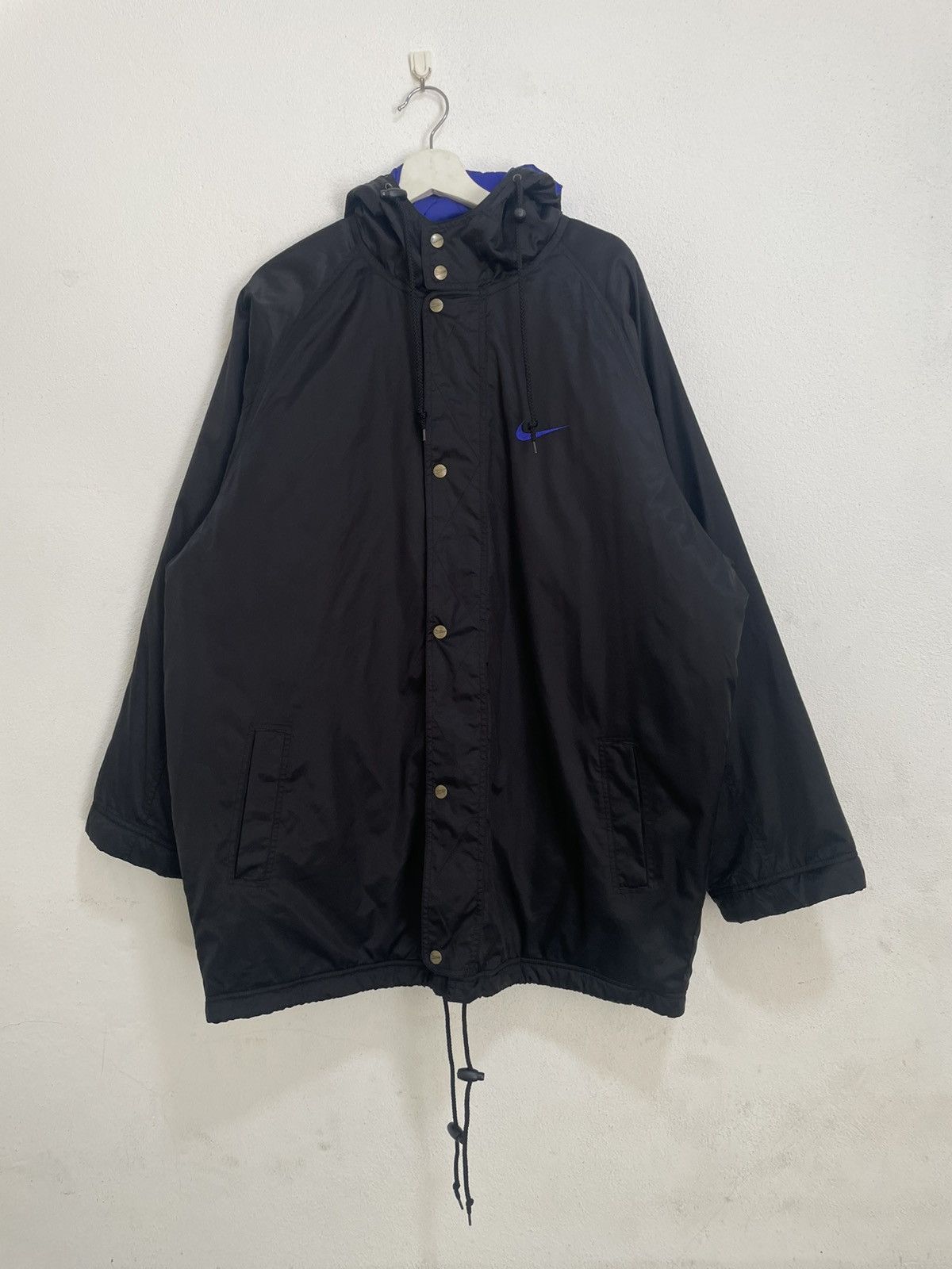 vintage nike embroidered logo hoodie jacket