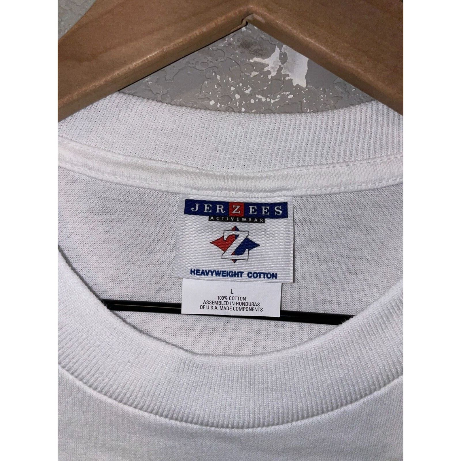 Jerzees Montana Snowboarding Shirt Patrotic Graphic White L TeeY2K Size US L / EU 52-54 / 3 - 5 Thumbnail