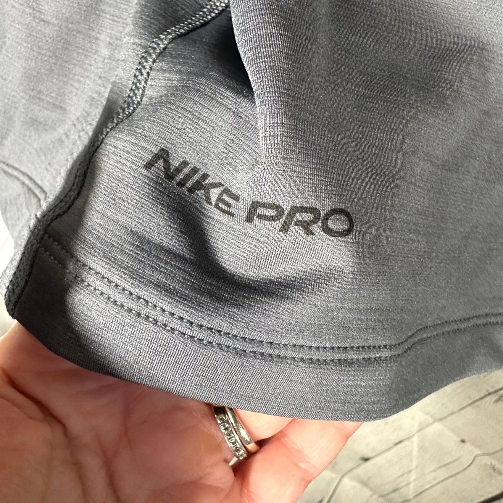 Nike Nike Pro Dri-FIT Mens Long Sleeve Training Top Gray Slim Fit CU6740-068 L Size US L / EU 52-54 / 3 - 4 Thumbnail