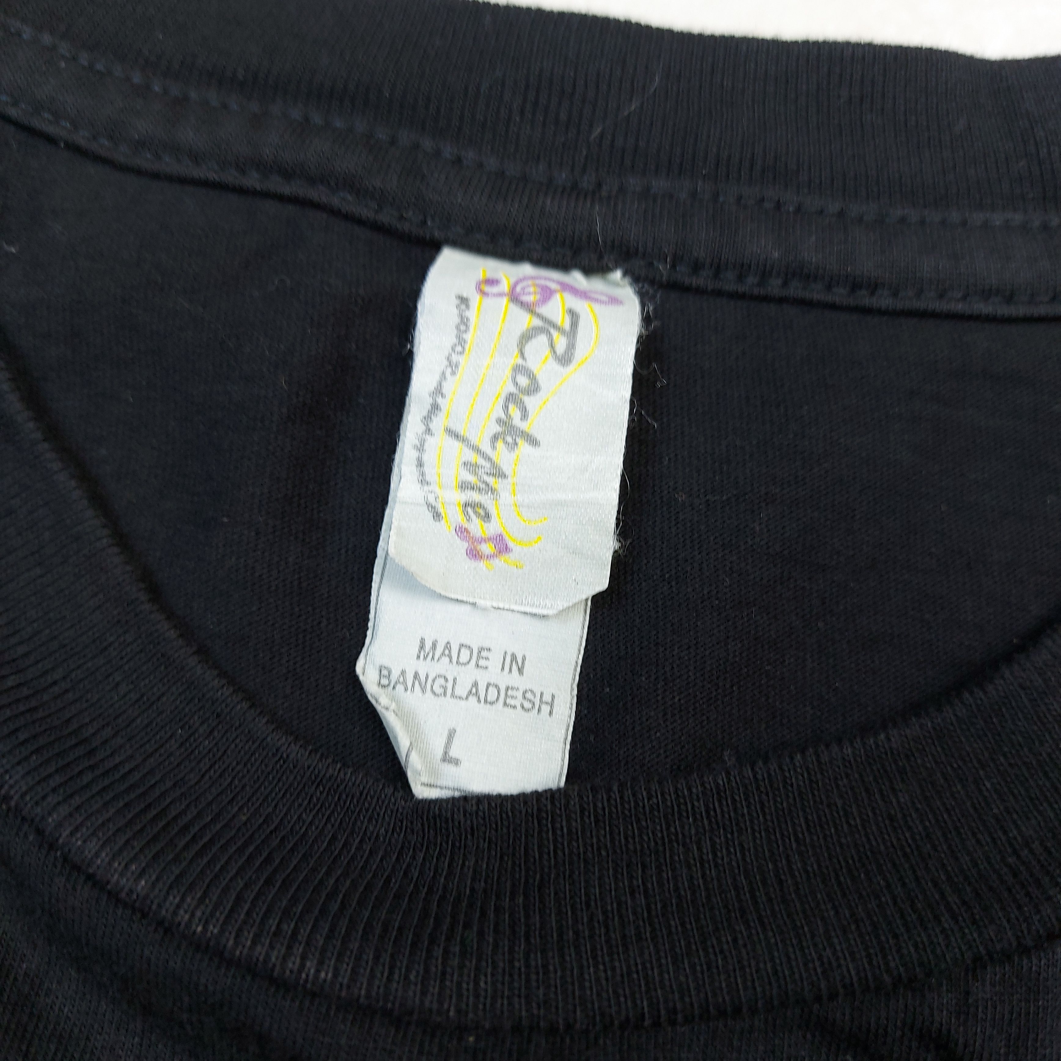 Band Tees VTG The Devil Wears Prada Band Chinese Takeout Noodle TEE Size US M / EU 48-50 / 2 - 9 Thumbnail