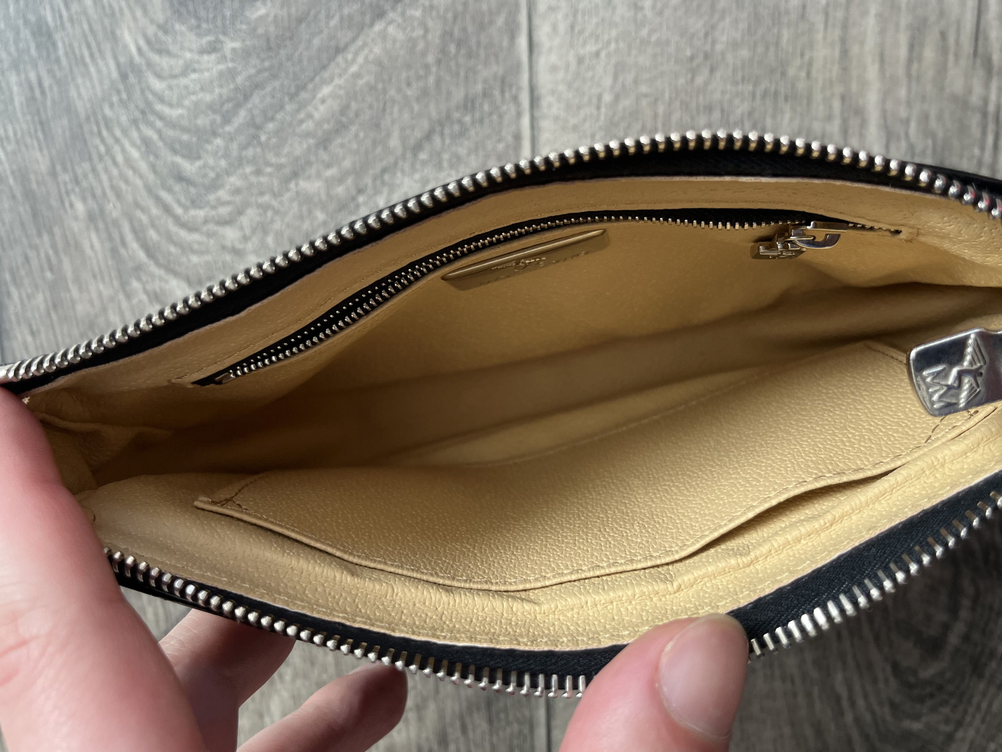 Maison Mollerus MAISON MOLLERUS Black Shoulder Bag Embossed Logo Baguette Size ONE SIZE - 11 Thumbnail