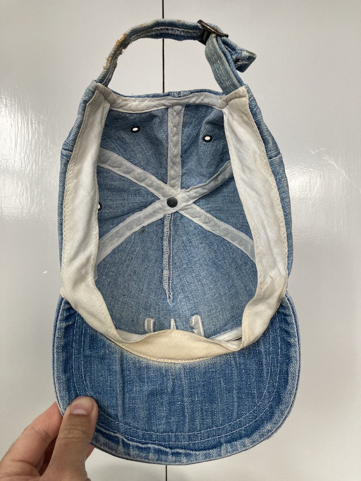 Gap GAP DENIM JEANS HAT CAP STRAP BACK VINTAGE 1980s 1990s 90s Size ONE SIZE - 13 Thumbnail
