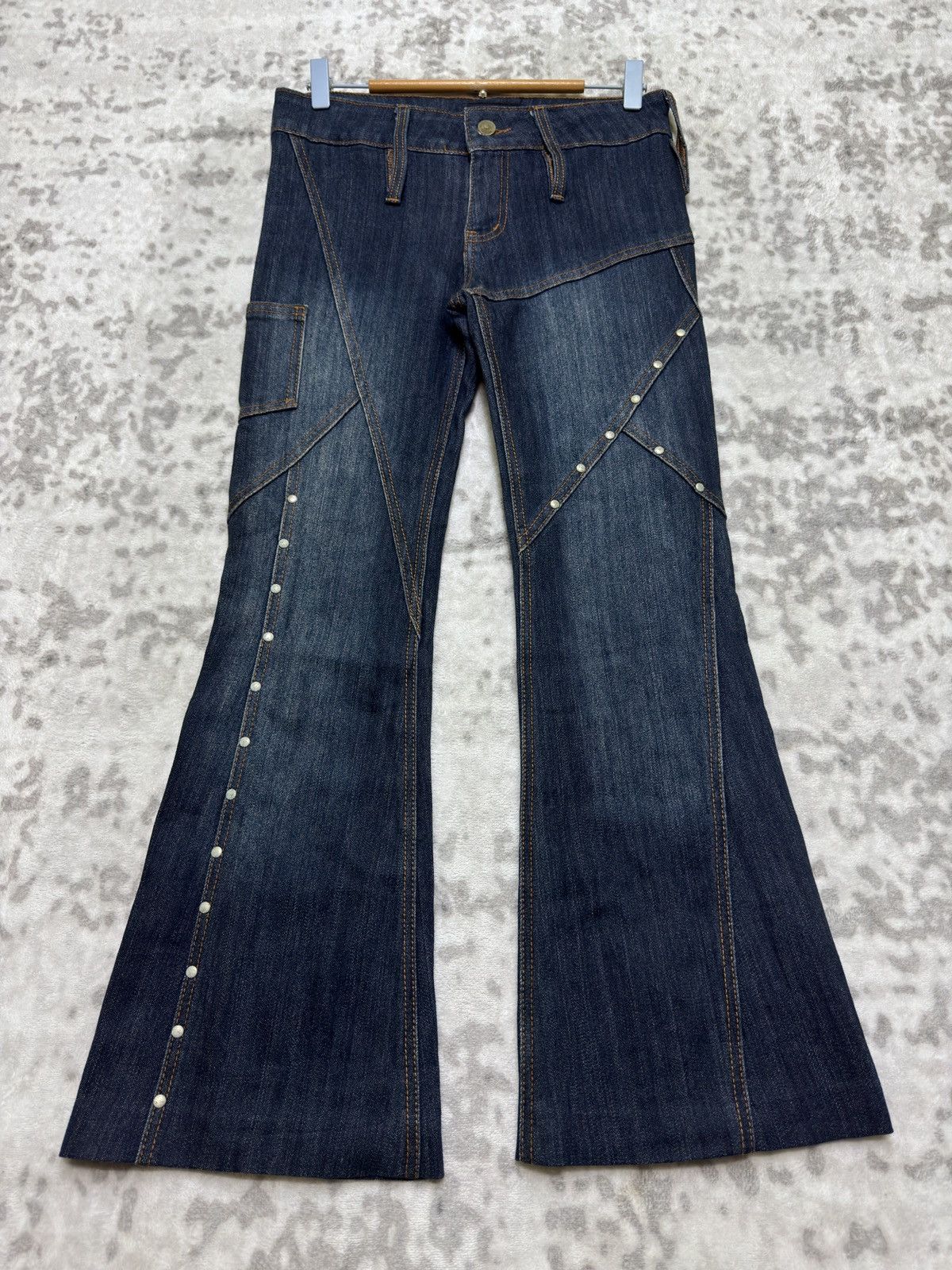 Japanese Brand Wink Wink Y2K Reconstructed Flared Denim Studded Low Rise Size 28" / US 6 / IT 42 - 1 Thumbnail