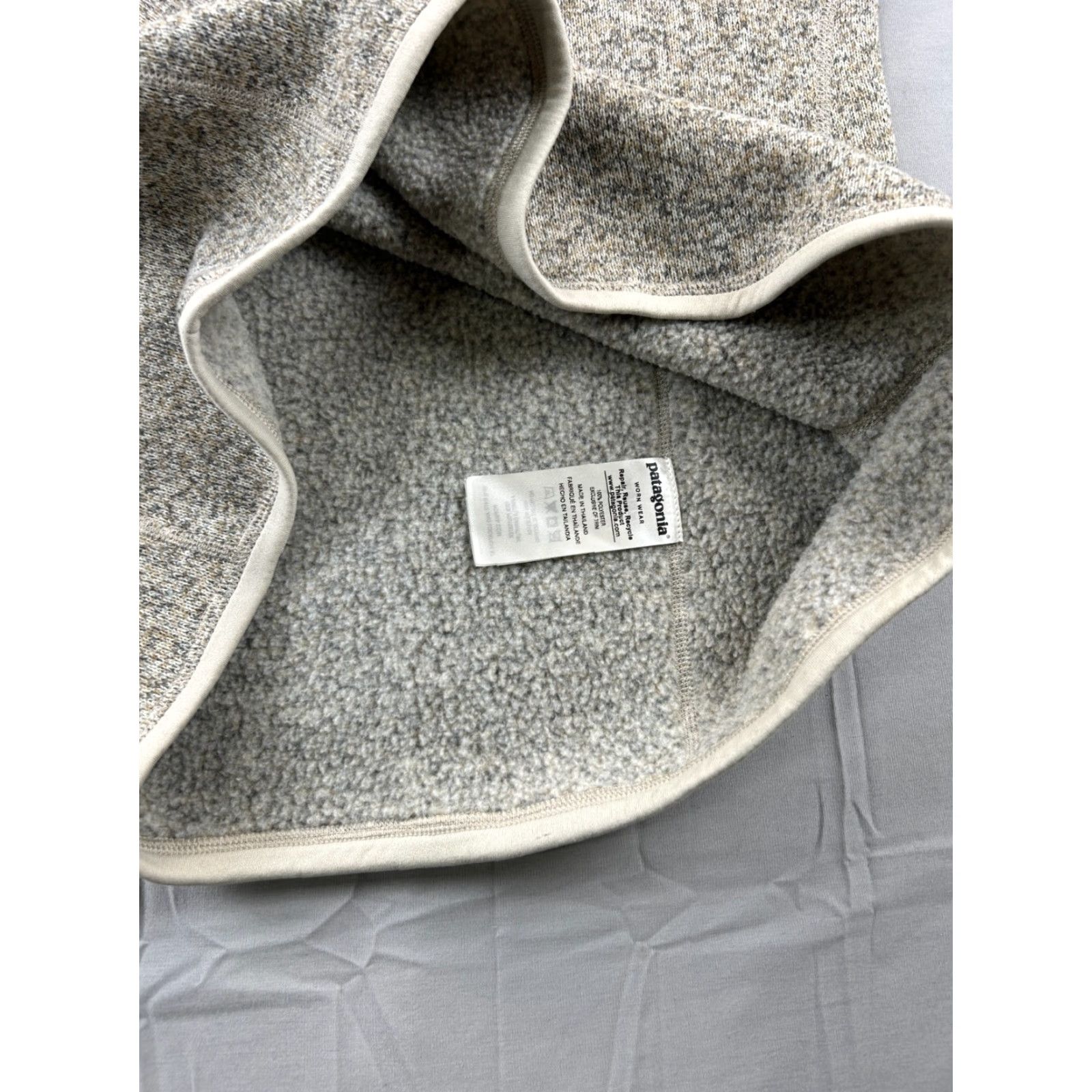 Patagonia Patagonia Fleece Pullover Women's L Gray Better Sweater Regular Raglan Sleeve Winter Casual Sweater Pullover Size L / US 10 / IT 46 - 5 Thumbnail