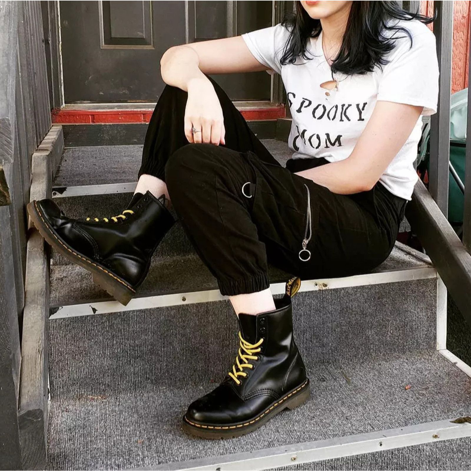 Dr. Martens Dr. Martens 1460W Womens 7 Black Smooth Leather 8 Eye Boots Size US 7 / IT 37 - 10 Thumbnail