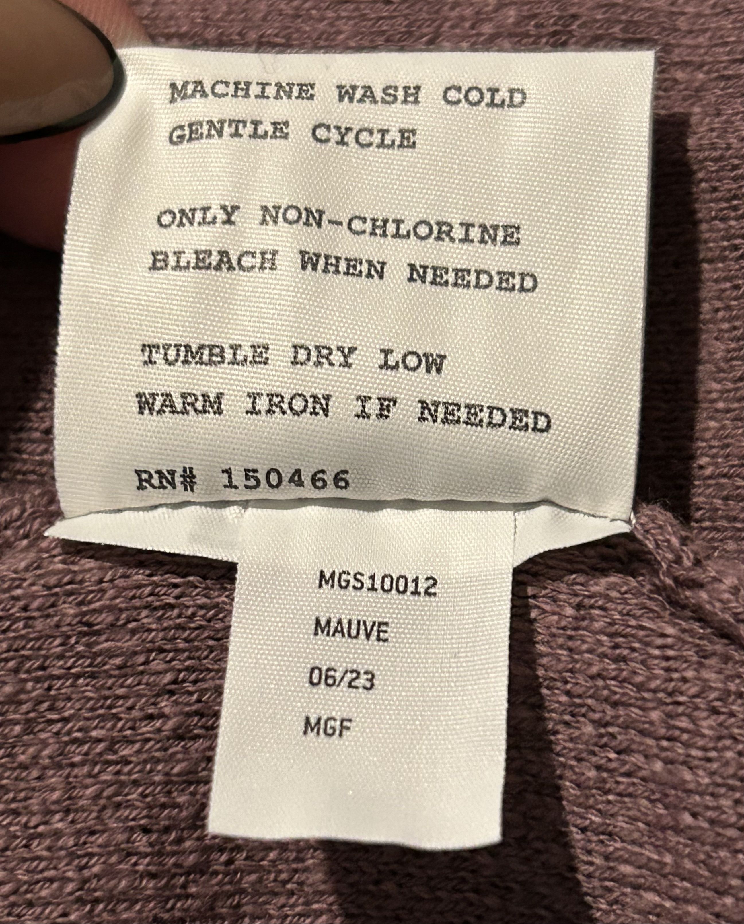 Red ale riverside crewneck sweater deals
