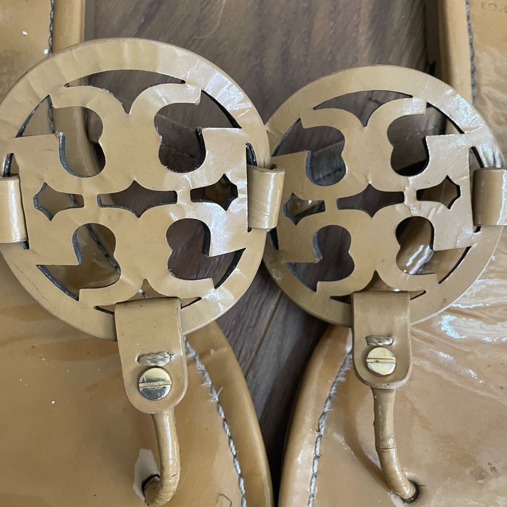 Tory Burch Tory Burch Miller Tan Patent Leather Sandals 9 Size US 9 / IT 39 - 2 Thumbnail