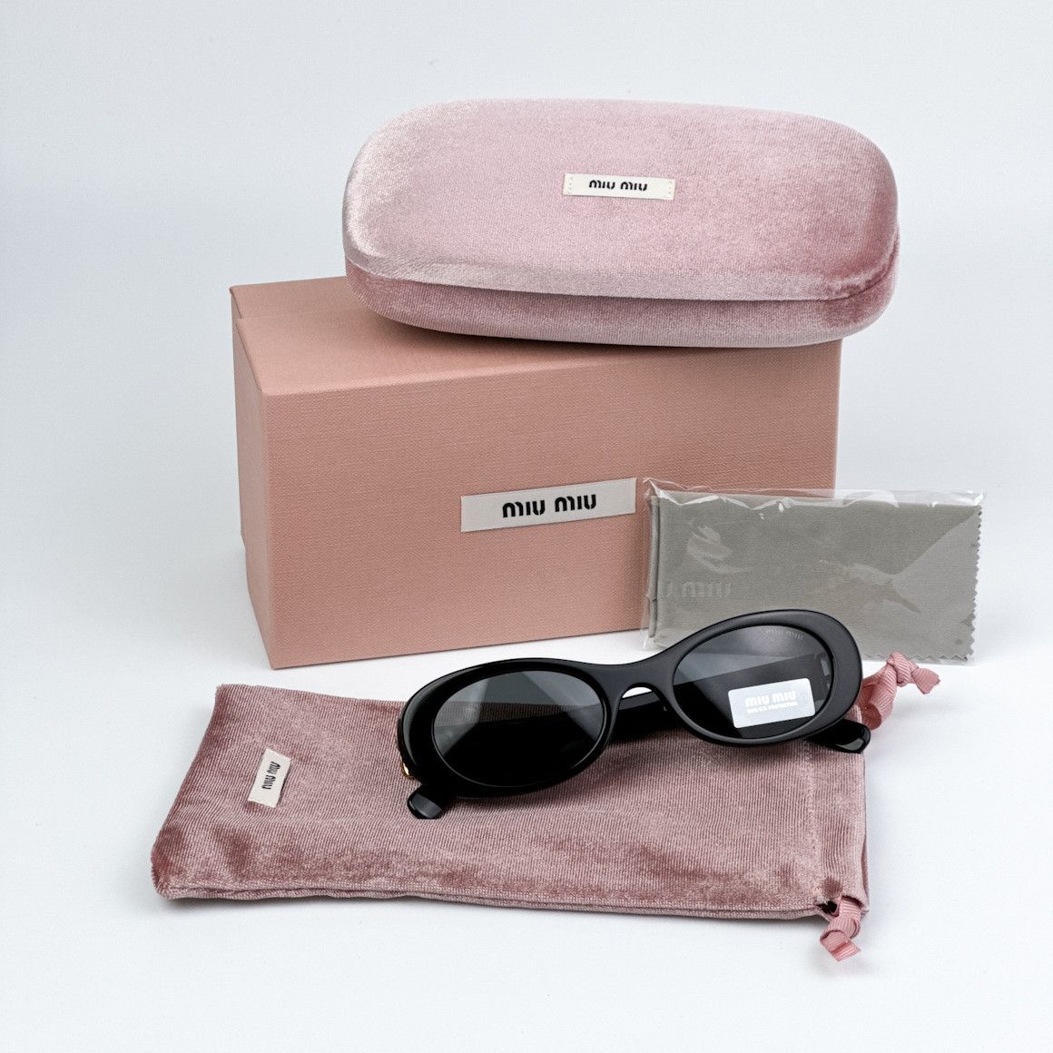 Miu Miu NEW Miu Miu MU06ZS 1AB5S0 GLIMPSE Oval Unisex Sunglasses Size ONE SIZE - 11 Thumbnail