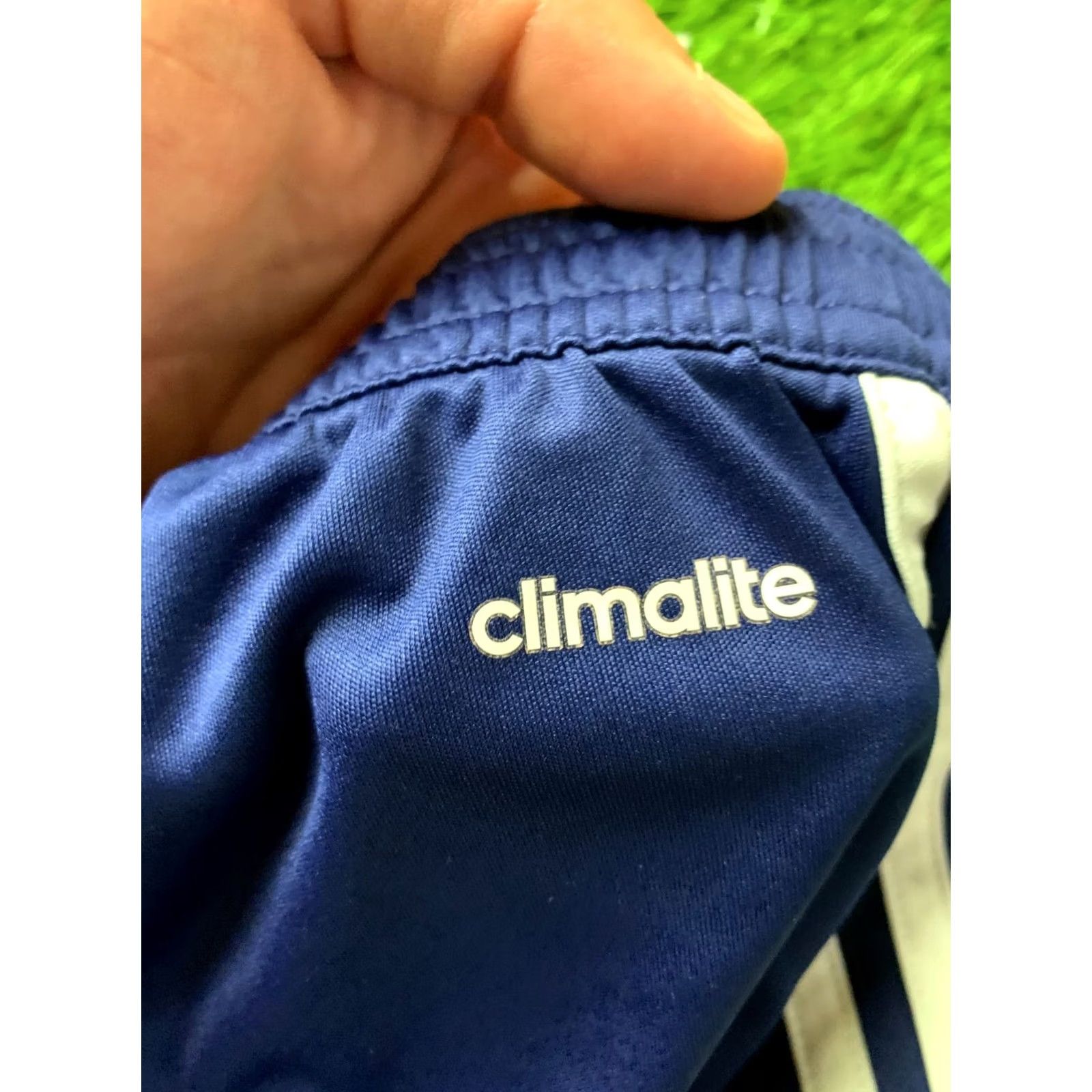 Adidas ADIDAS FOOTBALL SHORTS CLIMALITE 2018 MENS S NAVY BLUE AND WHITE SHORTS Regular Fit Size S Training Size US 29 - 7 Thumbnail