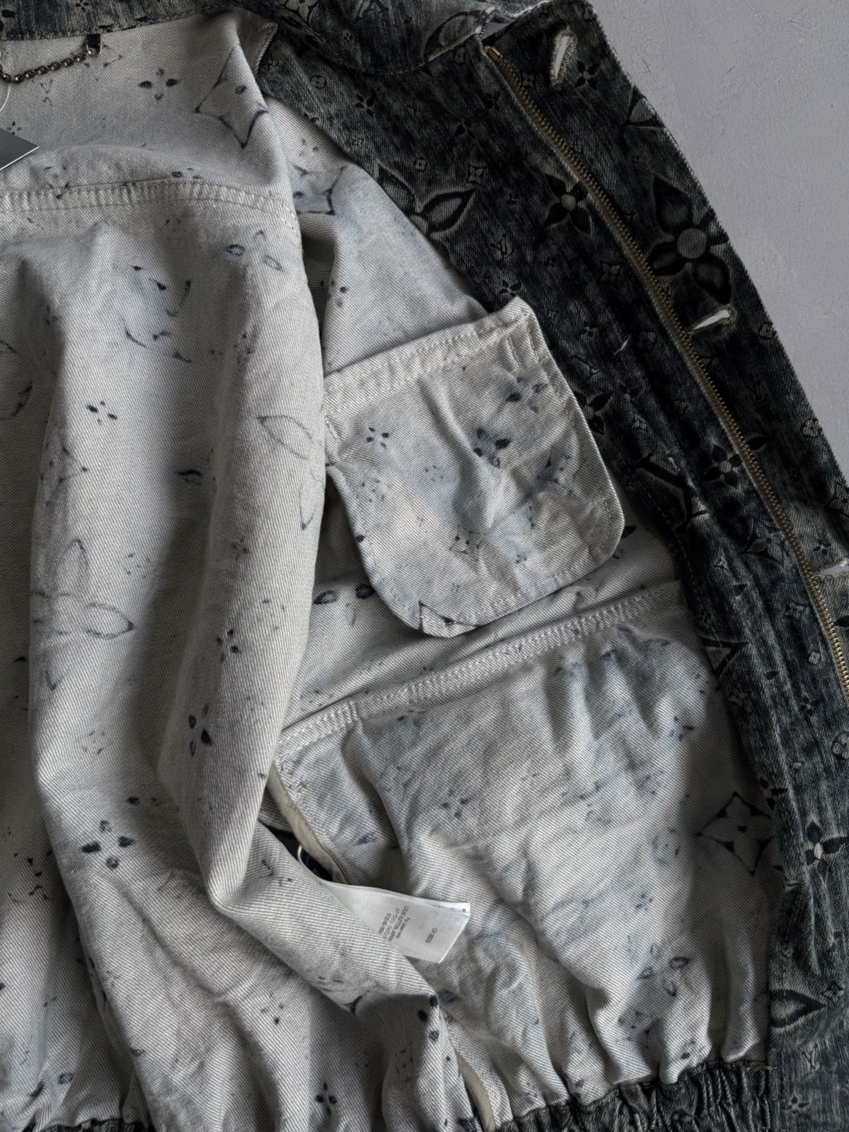 Louis Vuitton Louis Vuitton - Blue Star Monogram Denim Jacket Size US S / EU 44-46 / 1 - 16 Thumbnail