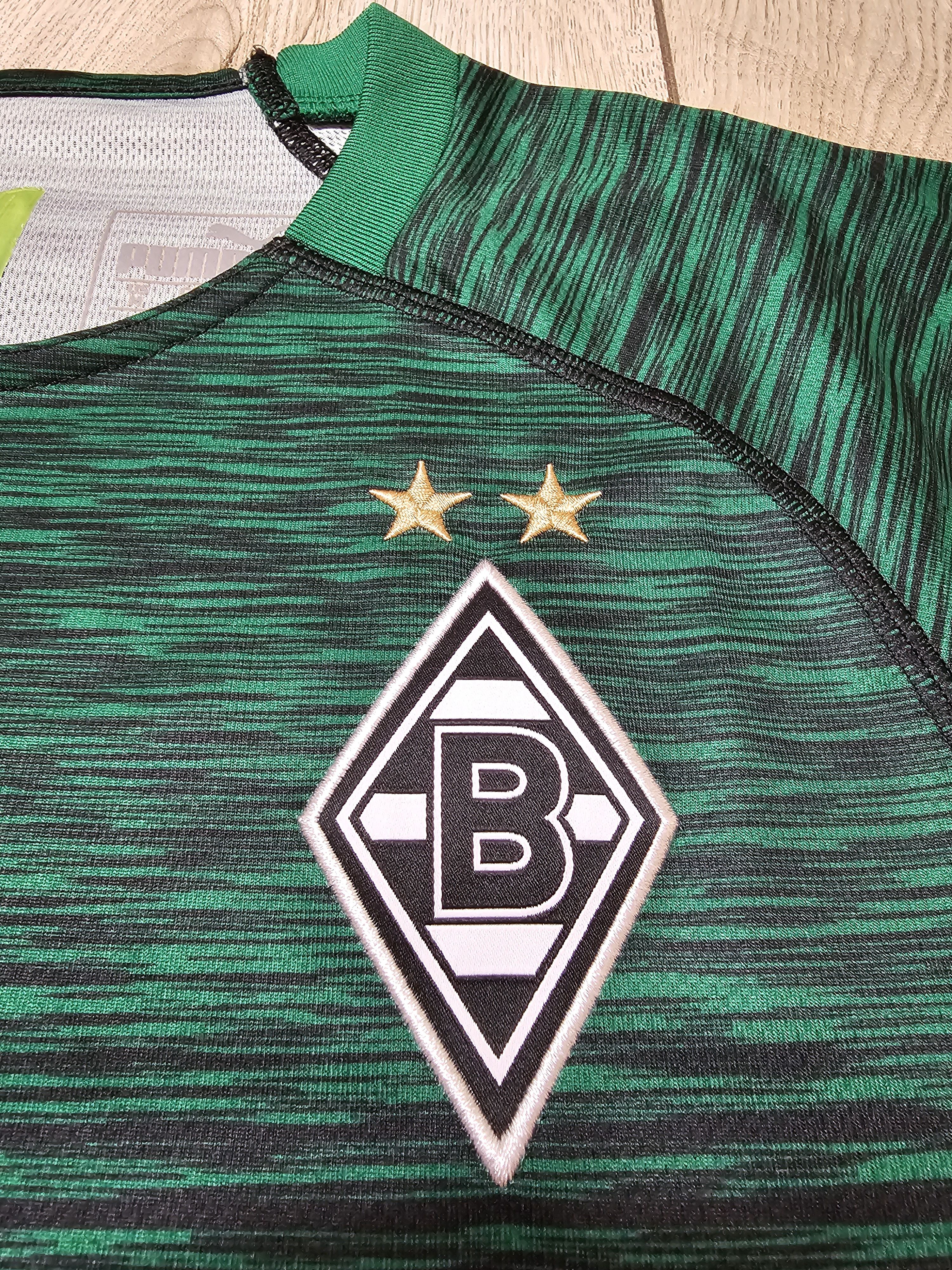 Puma BORUSSIA MONCHENGLADBACH 2018 2019 AWAY FOOTBALL SOCCER Size US M / EU 48-50 / 2 - 4 Thumbnail