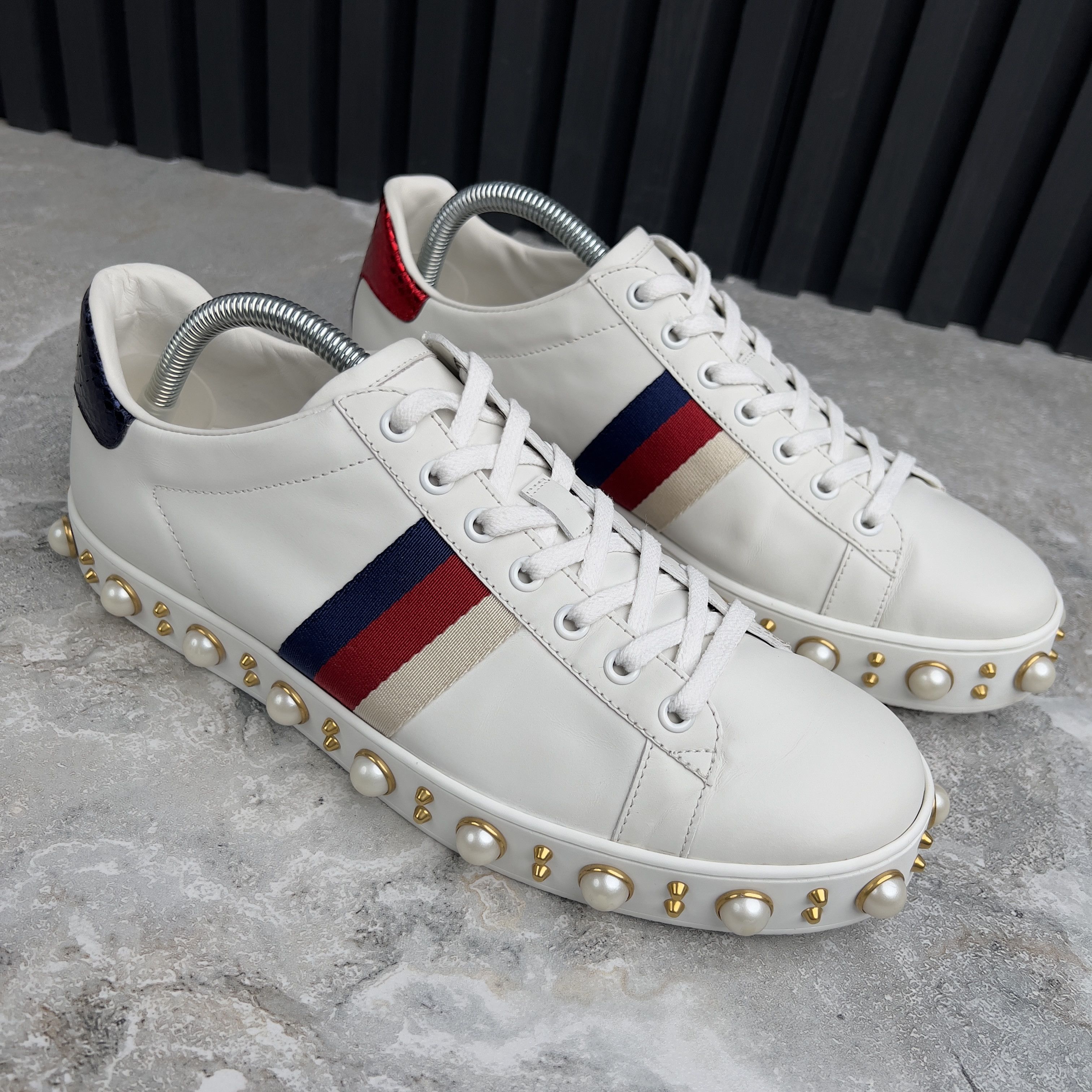Gucci Gucci Ace Web Studded Sneakers Pearls Leather Size US 10.5 / IT 40.5 - 6 Thumbnail