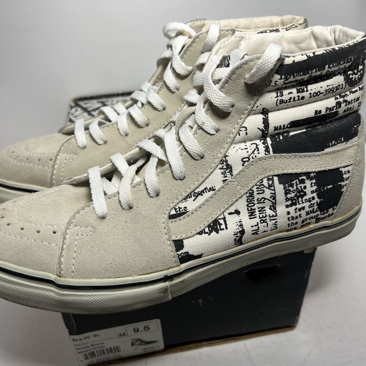 Supreme × Vans × Vintage Supreme x Vans SK8 Hi FBI Classified White 2004 RARE w/ Box Size US 9.5 / EU 42-43 - 12 Thumbnail