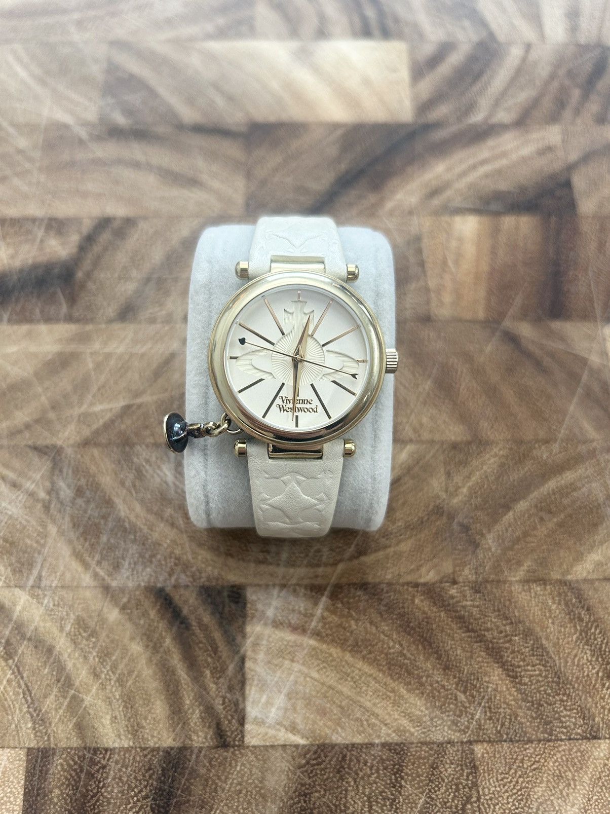 Vivienne Westwood Vivienne Westwood White Leather Orb watch | Grailed
