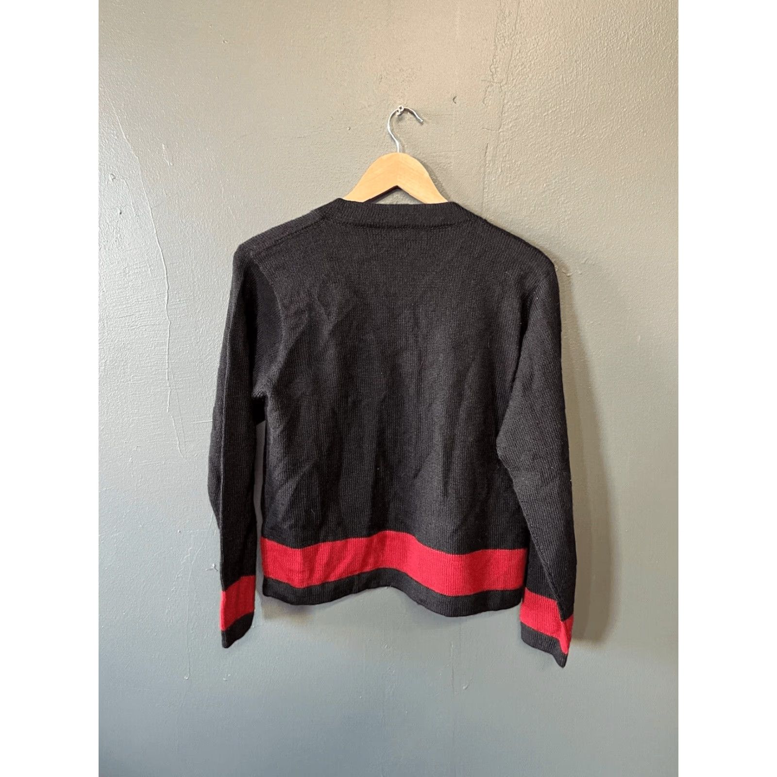 Vintage Artesanias Alpaca Cardigan Sweater Women M Black Open Embroidered Button Tasseled Knit 100% Alpaca Size M / US 6-8 / IT 42-44 - 2 Thumbnail