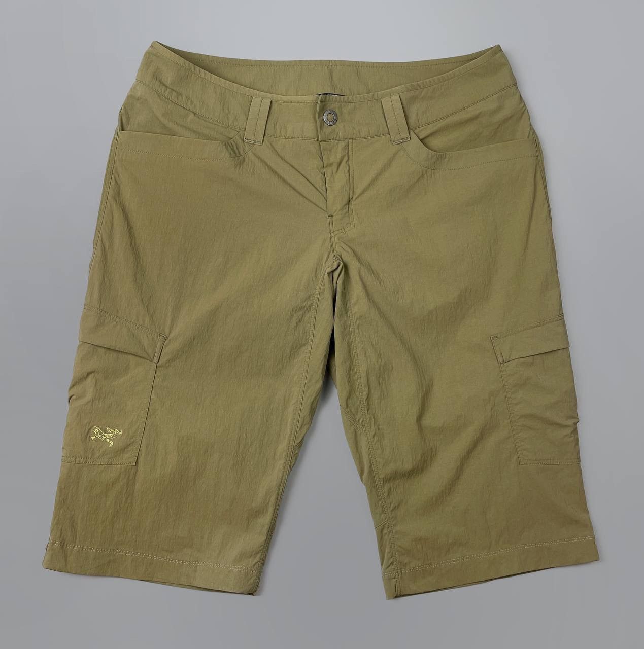 Arc'teryx Women’s ARC’TERYX Khaki Olive Nylon Cargo Shorts Size 8 Size 30" / US 8 / IT 44 - 1 Thumbnail