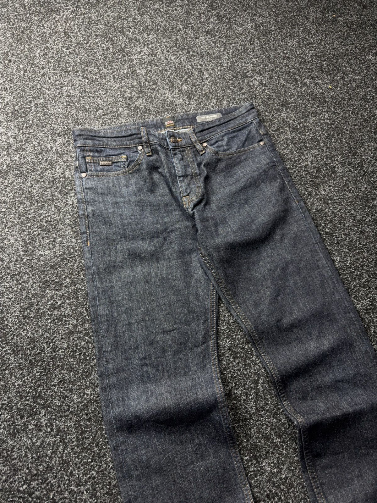 Hugo Boss Luxury 00s Hugo Boss 020 Delaware Slim Fit Dark Blue Jeans Size US 31 - 5 Thumbnail