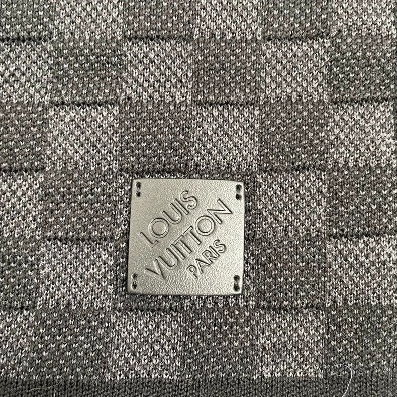 Louis Vuitton Louis Vuitton Scarf 180x30CM 99 Condition -2505 Size ONE SIZE - 2 Thumbnail