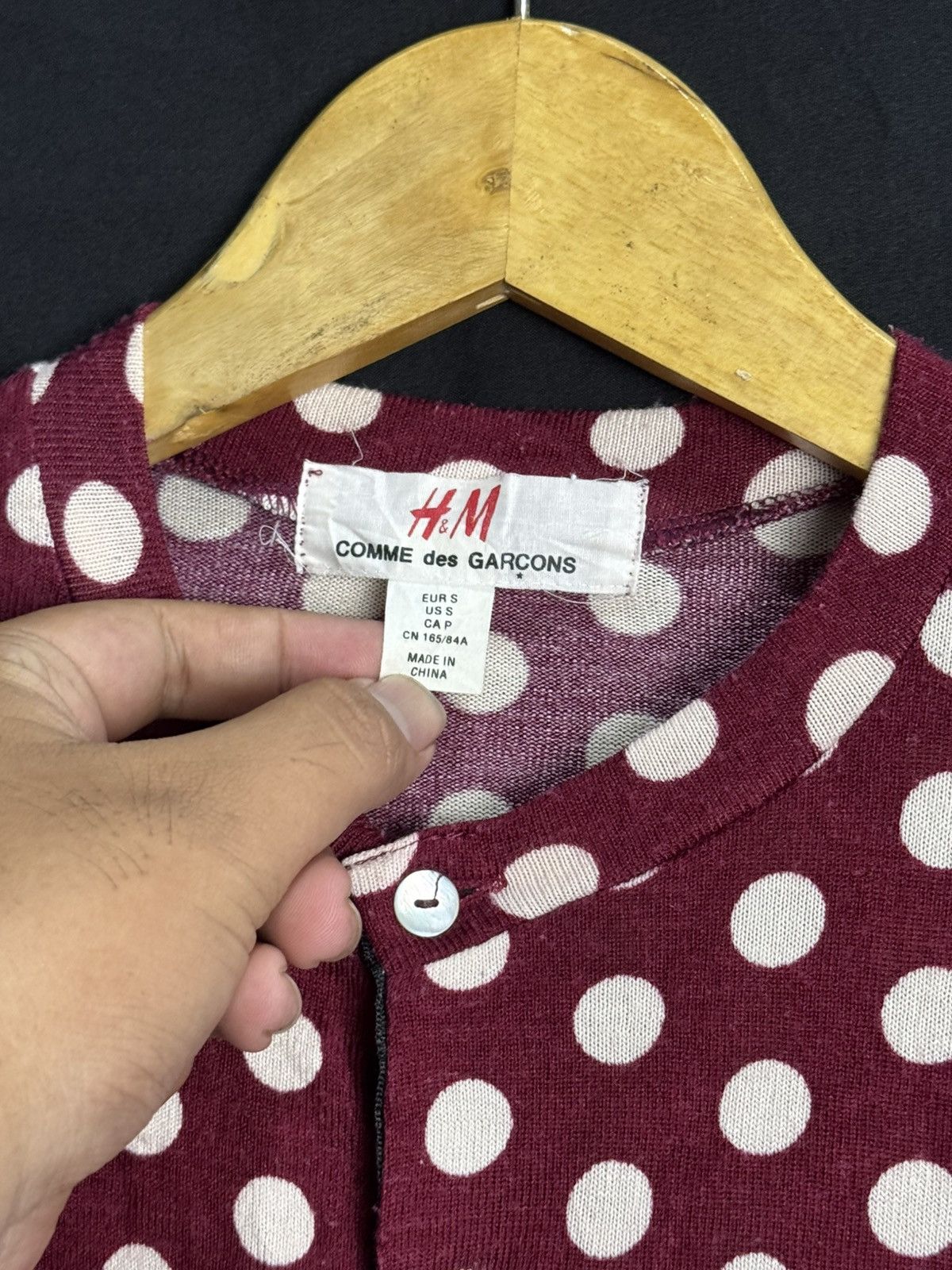 Comme des Garcons × H&M × Japanese Brand Comme Des Garcons H&M Polkadots Knit Cardigan Size S / US 4 / IT 40 - 3 Thumbnail