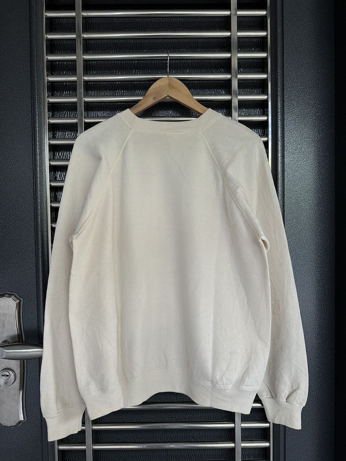 Vintage Vintage Caesars Exclusively Art Sweatshirt Size US L / EU 52-54 / 3 - 6 Thumbnail