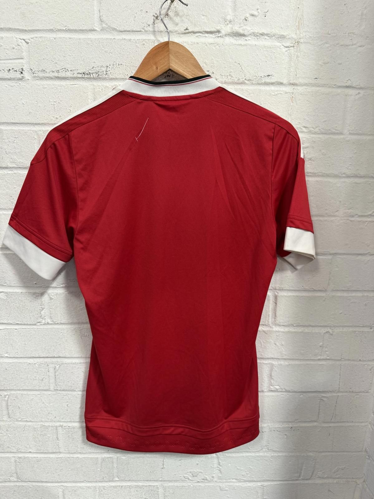 Adidas Manchester United football shirt Size XS / US 0-2 / IT 36-38 - 2 Thumbnail