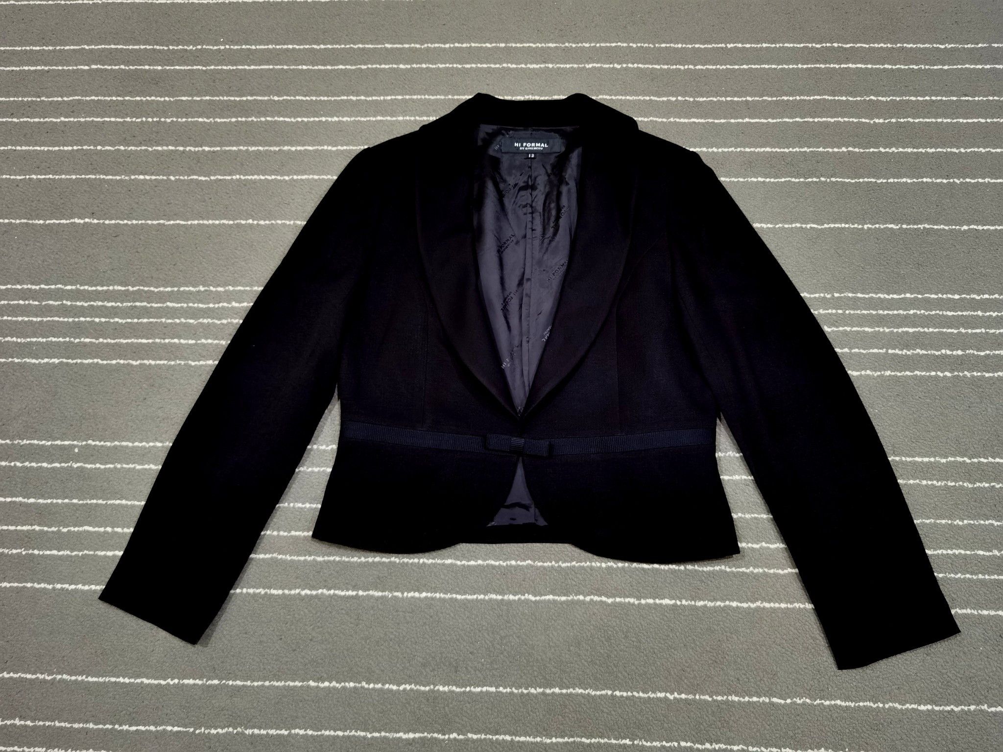 Givenchy GIVENCHY HI FORMAL designer BLAZER XS 7080 Size XS / US 0-2 / IT 36-38 - 4 Thumbnail